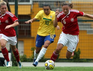 Marta, Brasil x Dinamarca, pelo Torneio Internacional Cidade de São Paulo (Foto: Fernando Pilatos)