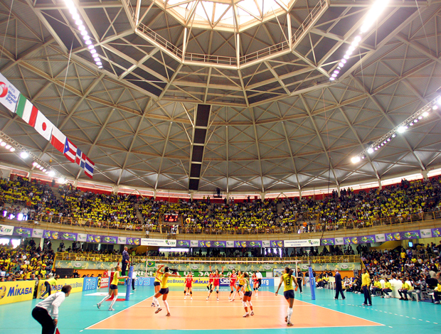 Ginásio Milton Olavo Filho, São Carlos Brasil x Japão - Grand Prix vôlei (Foto: AE)