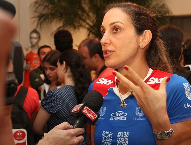 lançamento superliga feminina fernanda venturini rio de janeiro (Foto: Luiz Pires / Vipcomm)