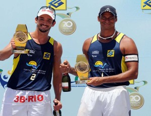 Pedro Cunha Ricardo vôlei de praia (Foto: Maurício Kaye/CBV)