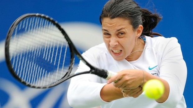 De olho em vaga no Masters de Istambul, Marion Bartoli enfrentará Angelique Kerber nas semifinais (Foto: AFP)