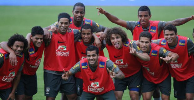 Jogadores da Seleção no treino em Torreón (Foto: Mowa Press)