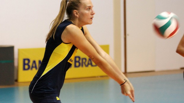 Mari é um dos destaques da seleção brasileira feminina de vôlei  (Foto: Divulgação / CBV)