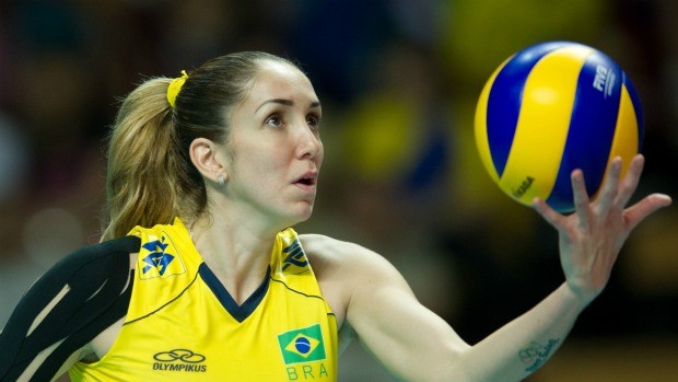 thaisa saque vôlei brasil grand prix (Foto: Getty Images)