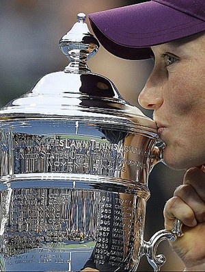 Samantha StosuSamantha Stosur tênis US Open final troféu (Foto: Reuters)