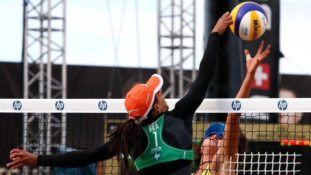 vôlei de praia Juliana china circuito mundial haia (Foto: Divulgação / FIVB)