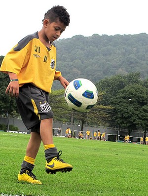 Dodozinho no treino do Santos (Foto: Adilson Barros / GLOBOESPORTE.COM)