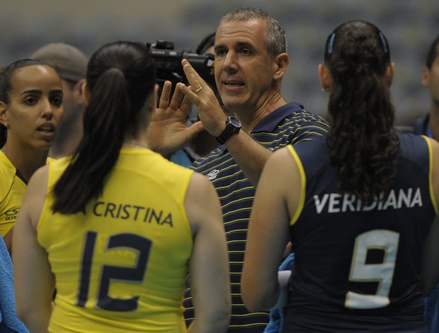 Hélio Griner - técnico seleção de vôlei feminina do Brasil (Foto: Alexandre Loureiro/Gingafotos)