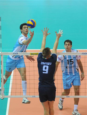 vôlei Facundo Conte argentina (Foto: DIVULGAÇÃO / FIVB)