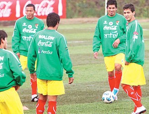 Treino Seleção Bolívia (Foto: Divulgação)