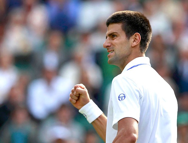 Novak Djokovic tênis Wimbledon 1r (Foto: Reuters)