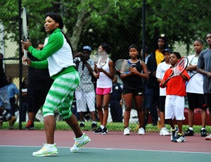 Serena Williams dá clínica de tênis em Washington (Foto: Getty Images)