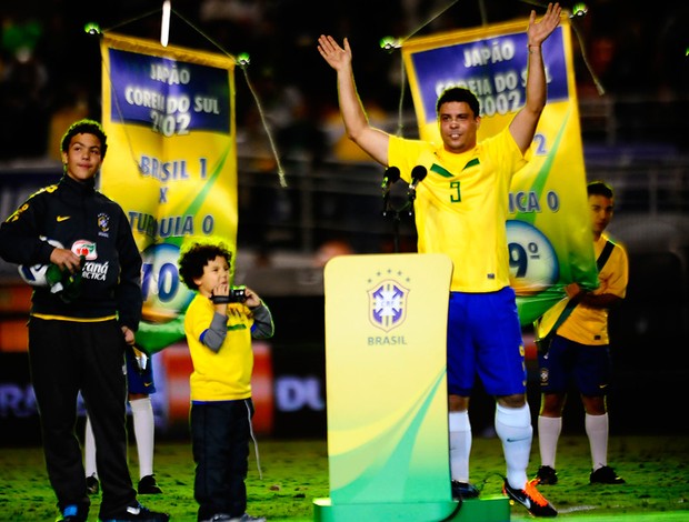 pacaembu  despedida ronaldo brasil x romênia robinho (Foto: Marcos Ribolli/Globoesporte.com)