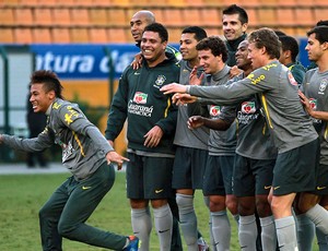 Neymar no treino da Seleção (Foto: Reuters)