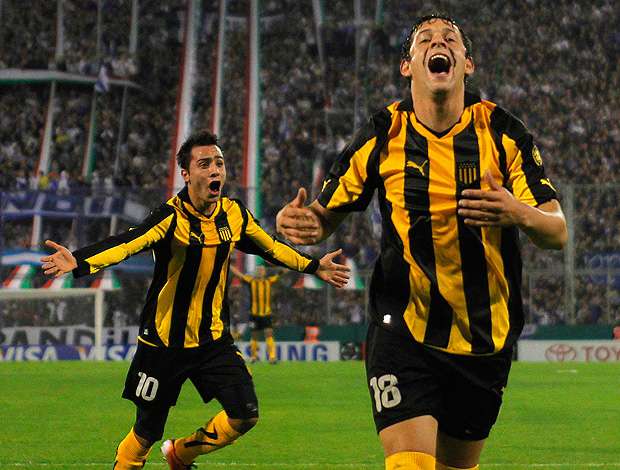 mier peñarol x velez (Foto: Agência Reuters)