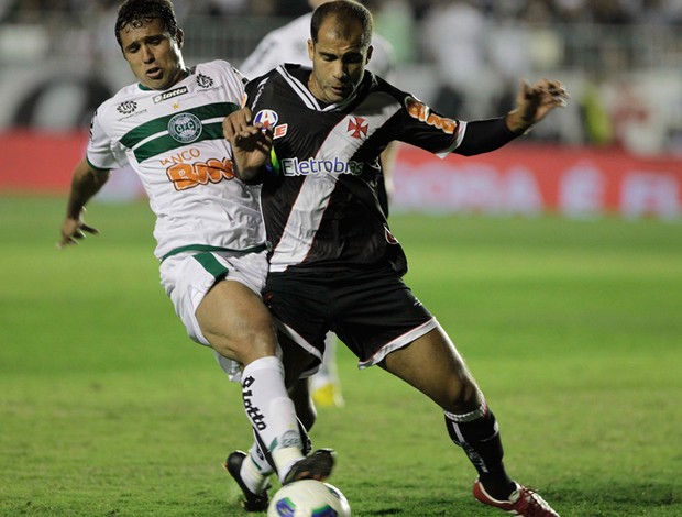 vasco x coritiba felipe (Foto: Luis Alvarenga / Globo )