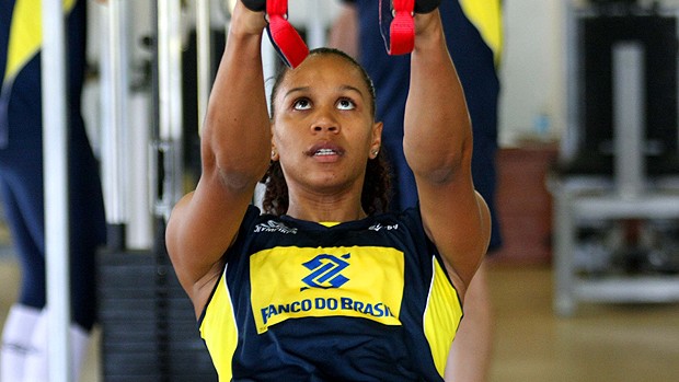 vôlei juciely brasil treino (Foto: Alexandre Arruda / CBV)