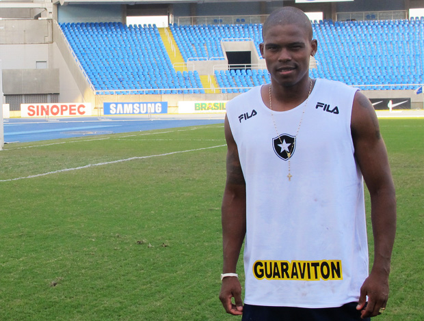 botafogo maicosuel (Foto: Thiago Fernandes/Globoesporte.com)