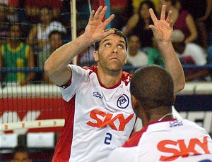 Marcelinho vôlei (Foto: Site oficial)